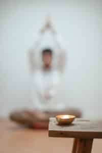 panikattaken-vermeiden-oga-meditation-entspannung